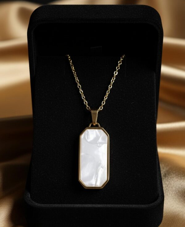 Gehnay White Octagon Pendant