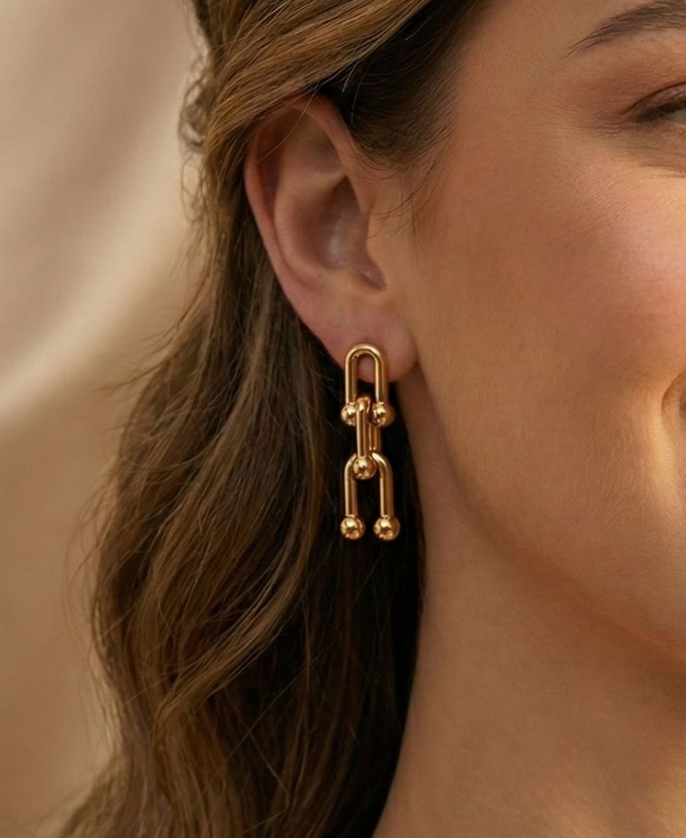 U Link Earrings Gold