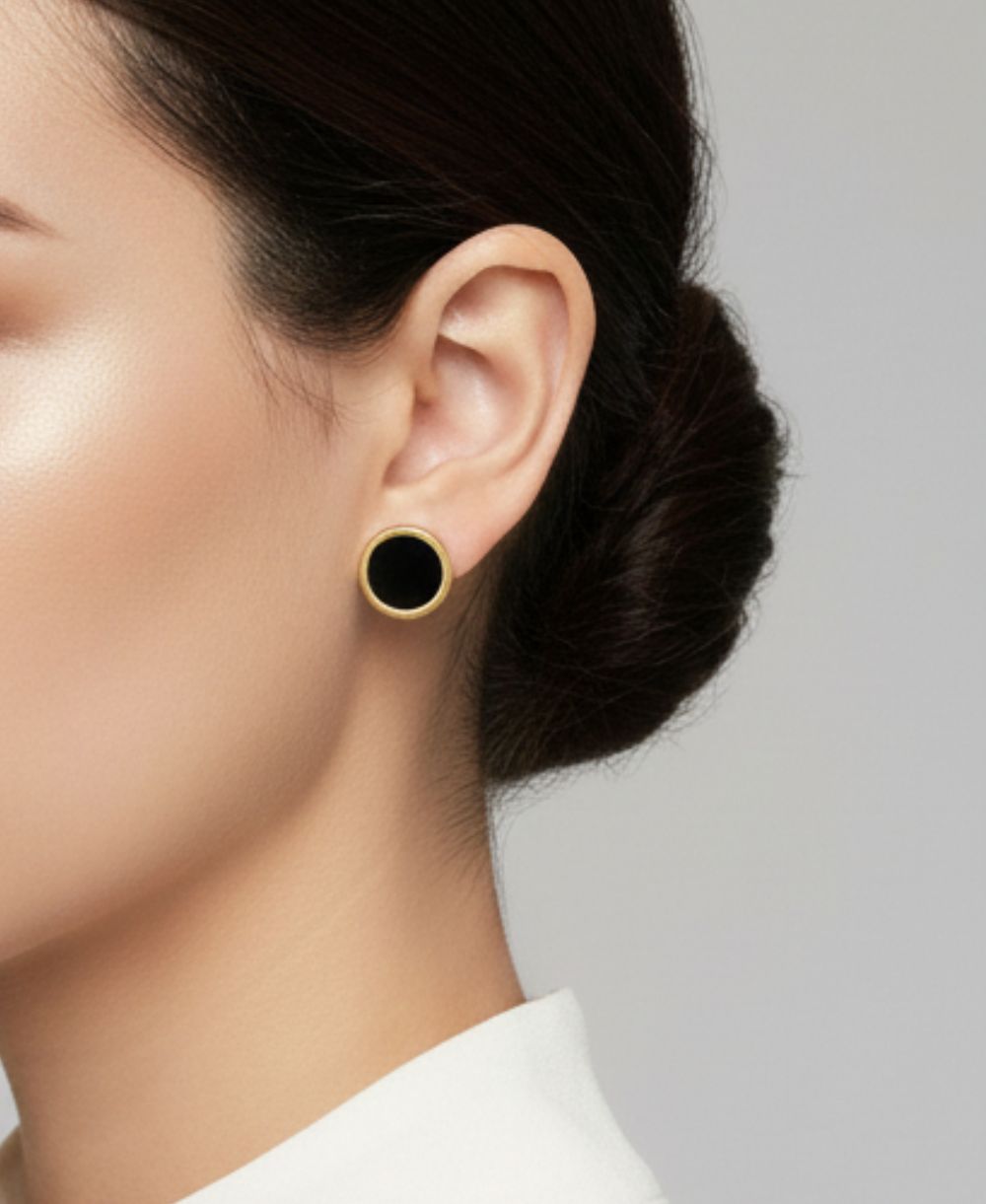 Black Circle Tops Gold